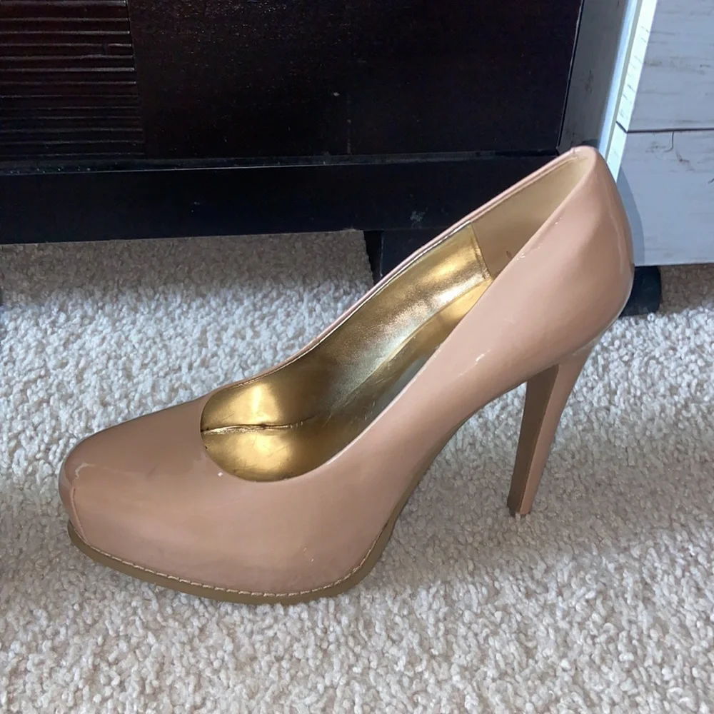 Vera Wang heels - Picture 6 of 13